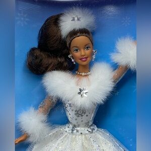 Vintage Mattel 2002 BARBIE WINTER'S REFLECTION #55684 Hispanic Doll